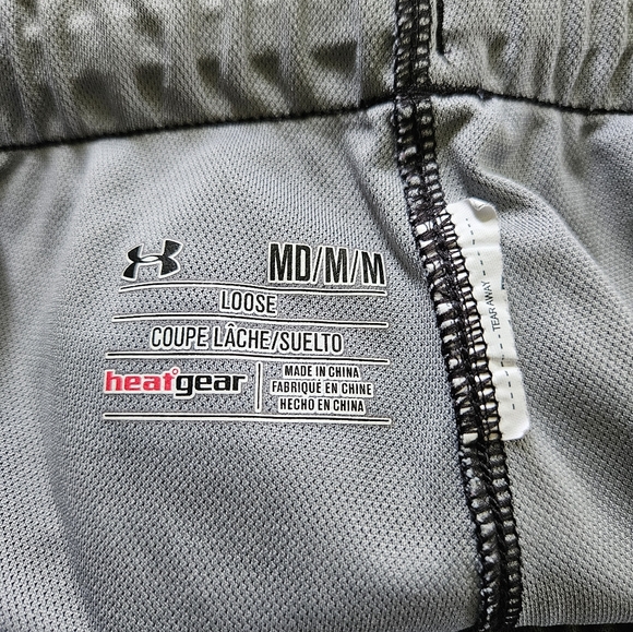Under Armour Athletic Short size Medium - Picture 4 of 4